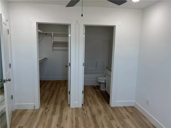 Decatur, AR 72722,1205 Nedra Dr #A