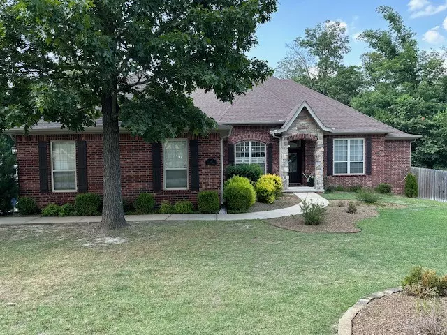 Bella Vista, AR 72714,1 Headley Cir