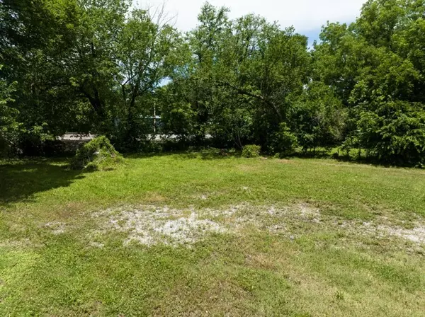 Gravette, AR 72736,405 SW 2nd Ave