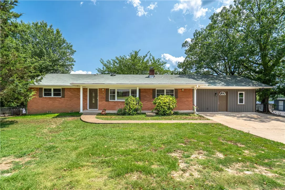 Hot Springs, AR 71913,104 McMahan