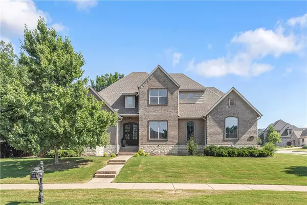 3078 E Stone Mountain Dr, Fayetteville, AR 72701