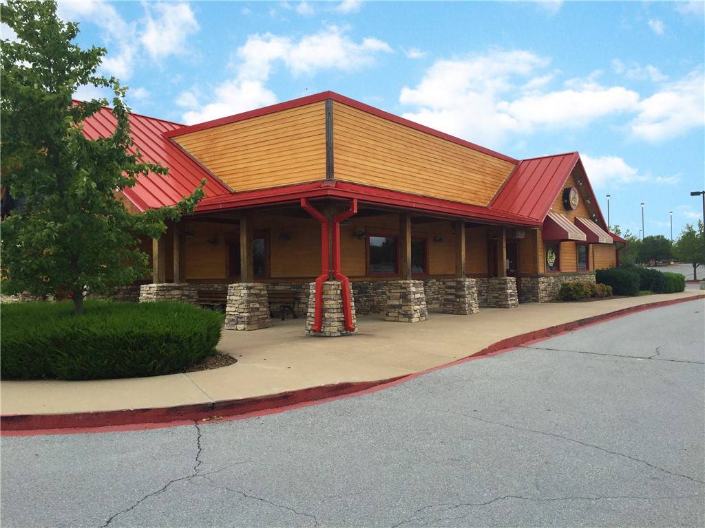 Rogers, AR 72756,609 N 46th St