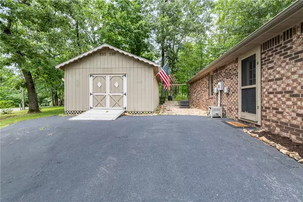 Bella Vista, AR 72715,36 Eaton Cir