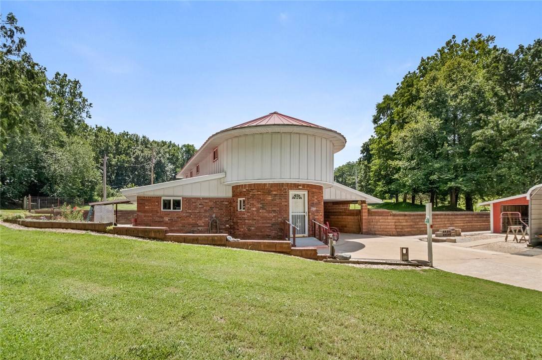 Pea Ridge, AR 72751,2960 Hayden Rd