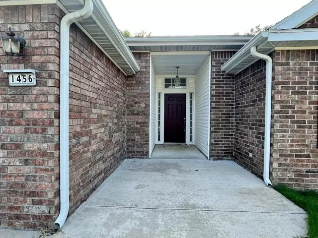 Fayetteville, AR 72704,1456 N Timberline Dr