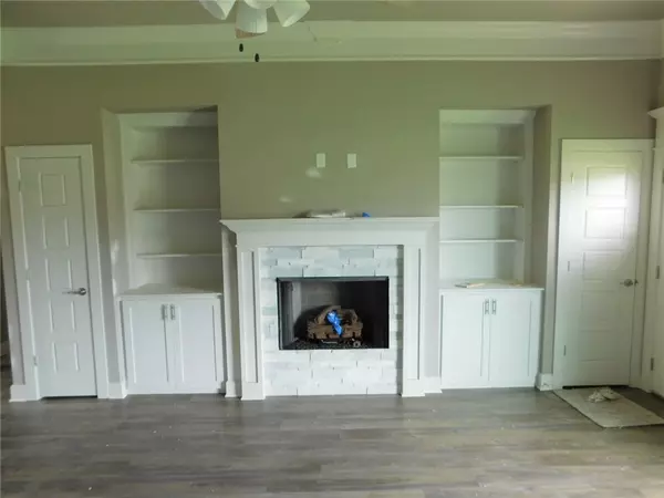 Prairie Grove, AR 72753,841 Pinnacle St
