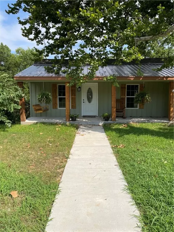 Goodman, MO 64843,117 Ozark Trl