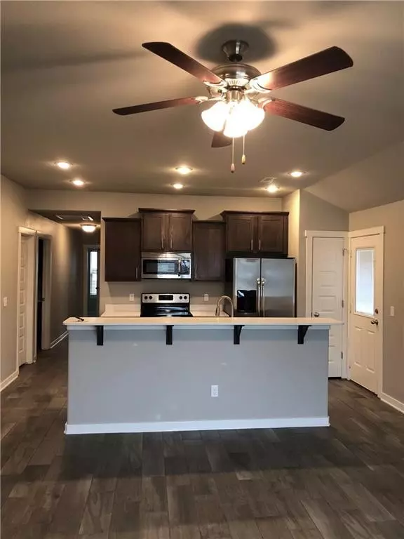 Siloam Springs, AR 72761,403 W Weymouth Ct #B