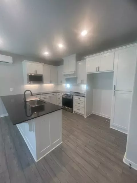 Fayetteville, AR 72701,1518 W Cato Springs Rd