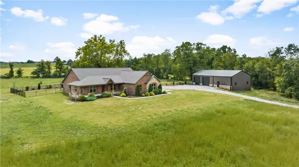 17104 Ward Dr, Pea Ridge, AR 72751