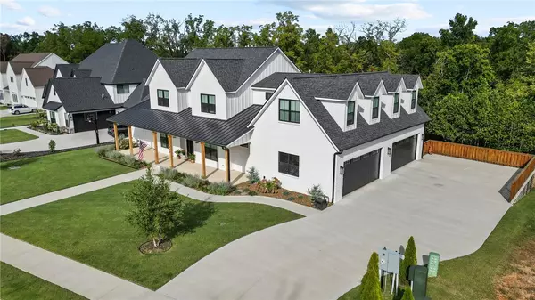 Bentonville, AR 72713,8400 Habitat Ln