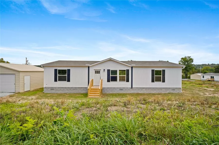 735 Fickinger St, Sulphur Springs, AR 72768