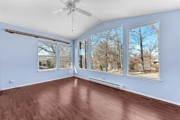 Bella Vista, AR 72715,6 Campbell Ln