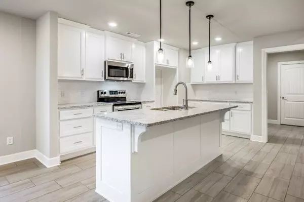 Rogers, AR 72756,1503 E Stella Dr