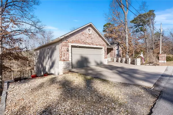 Bella Vista, AR 72714,30 Fleetwood Dr