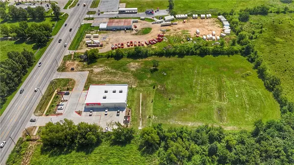 Siloam Springs, AR 72761,3948 E Highway 412