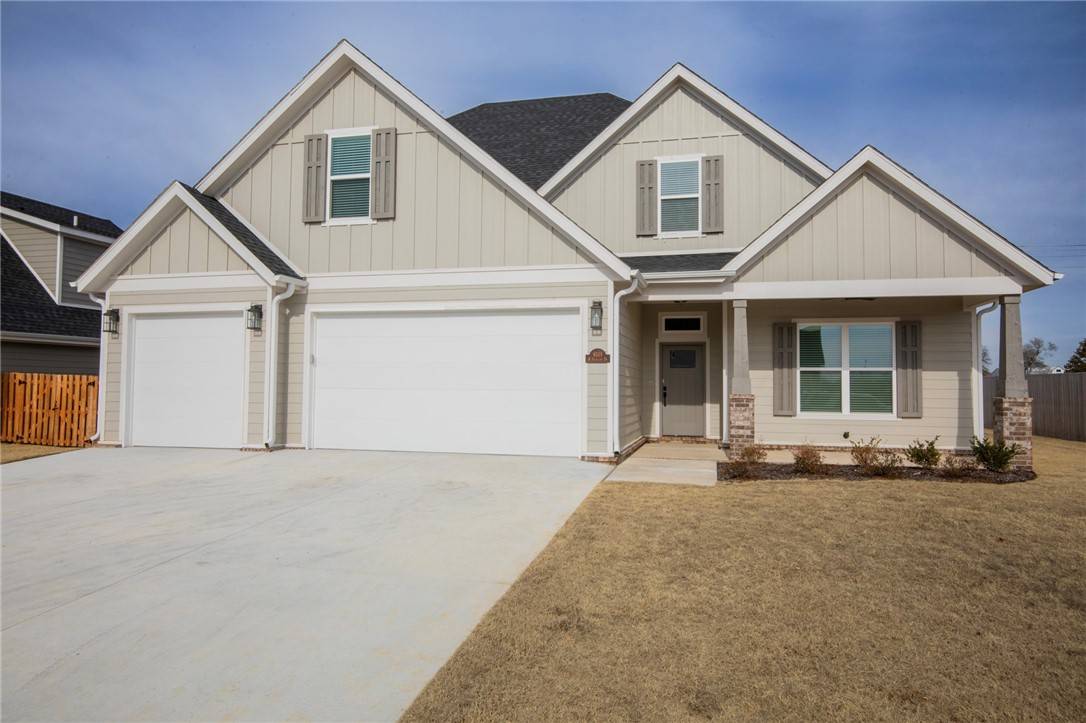 6101 W Star Light Dr, Rogers, AR 72758