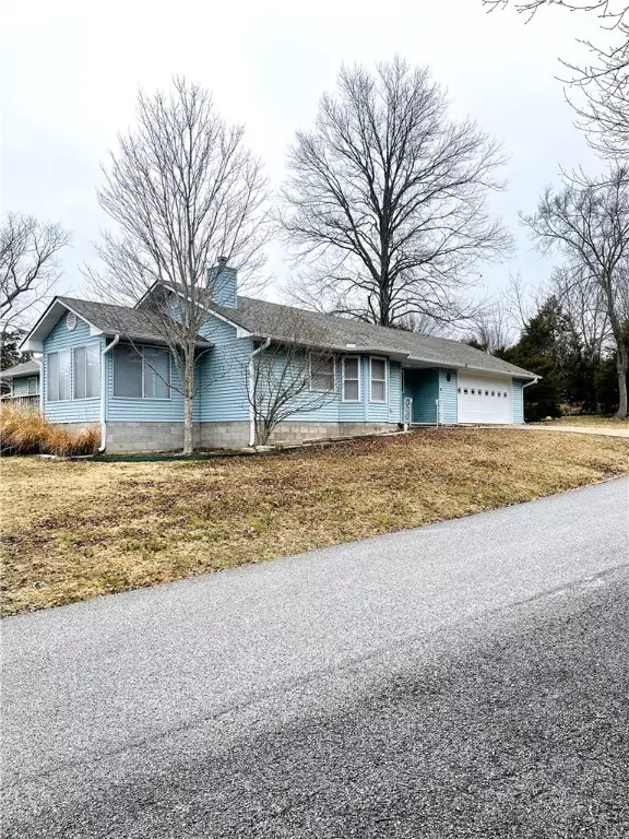 Holiday Island, AR 72631,10 Horseshoe Dr