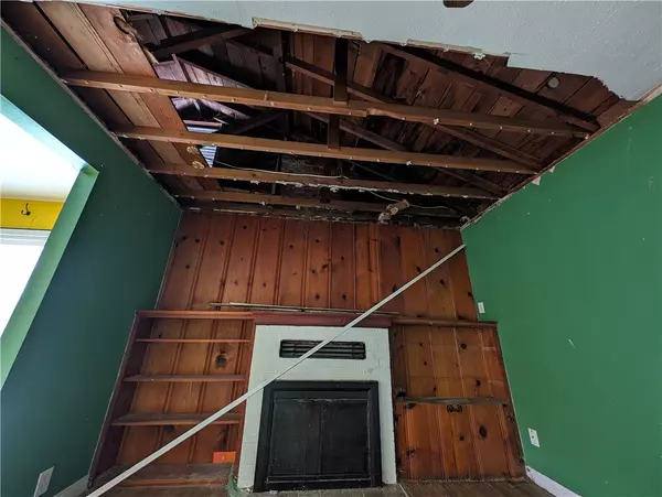 Sulphur Springs, AR 72768,316 S Black Ave