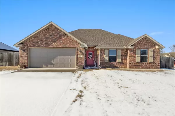 761 Captain Marshal St, Prairie Grove, AR 72753