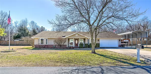 1717 Daisy Cir, Lowell, AR 72745