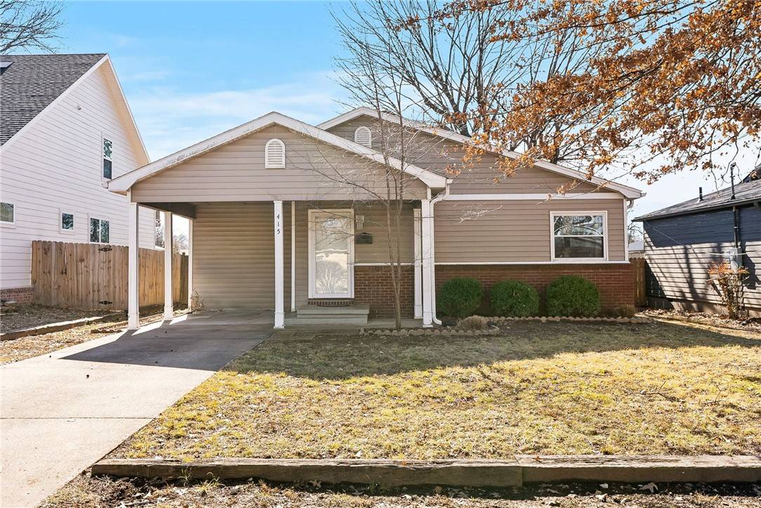415 NW 7th St, Bentonville, AR 72712