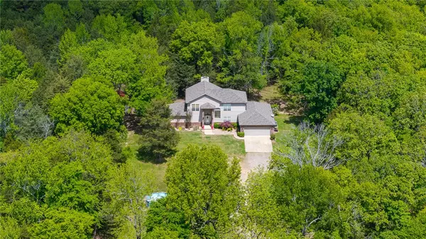 11045 Mockingbird Ln, Mountainburg, AR 72946