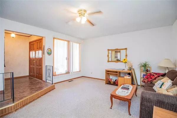 Bella Vista, AR 72714,2 Easington Ln