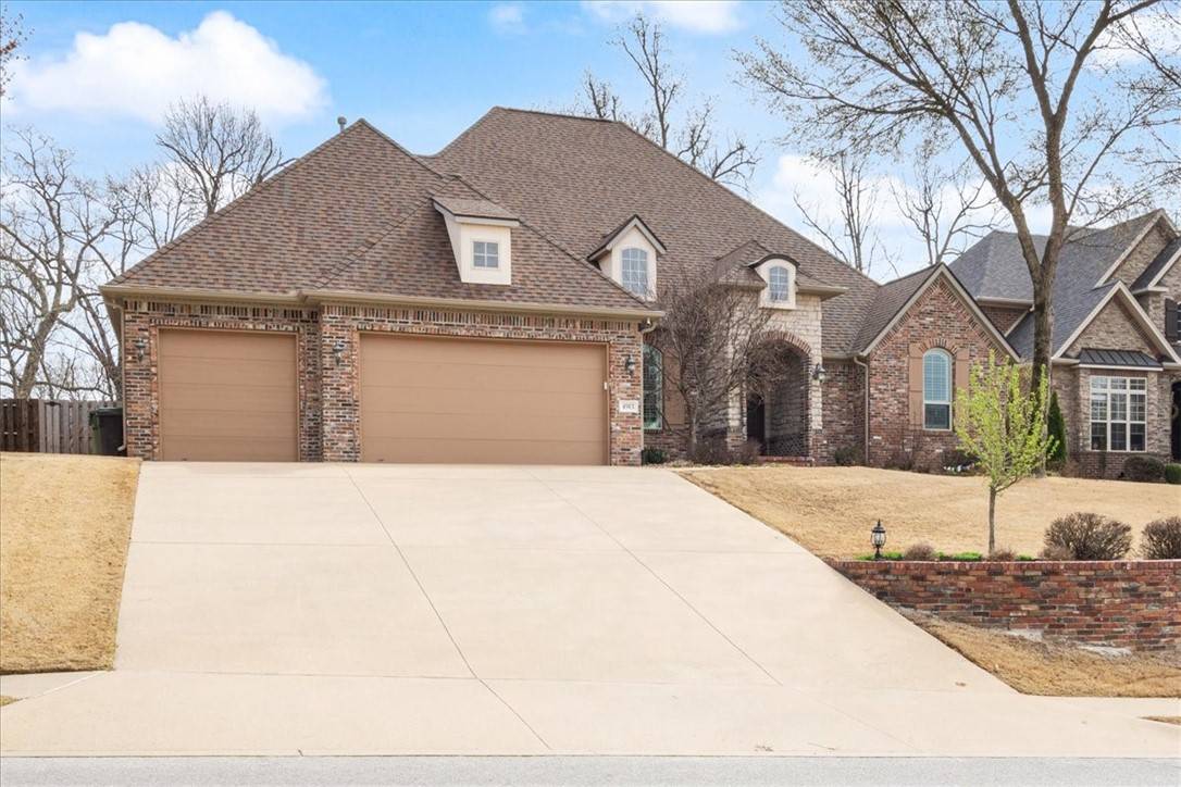 4913 S Inglewood Rd, Rogers, AR 72758