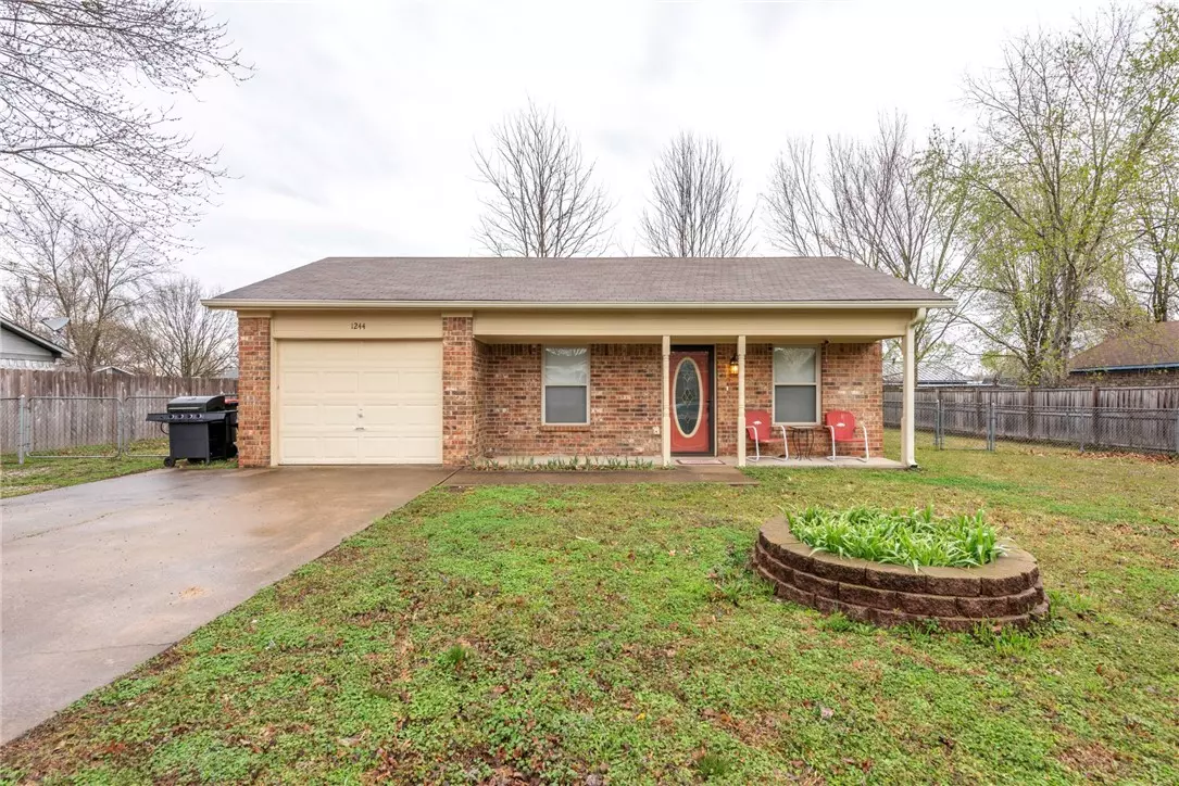 Elkins, AR 72727,1244 Walnut Pl