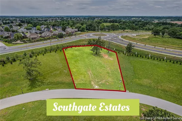 4808 S Southgate Estates Cir, Rogers, AR 72758