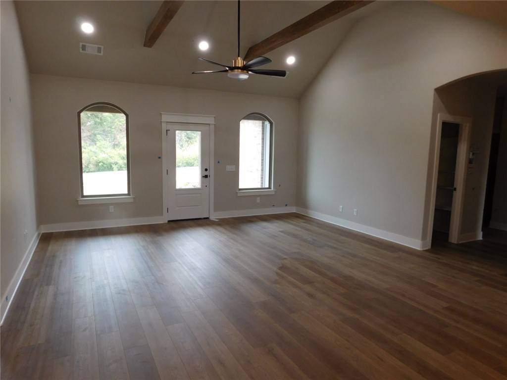 Prairie Grove, AR 72753,191 Magazine St