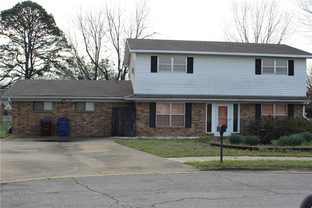 202 Georgetown Cir, Fort Smith, AR 72908