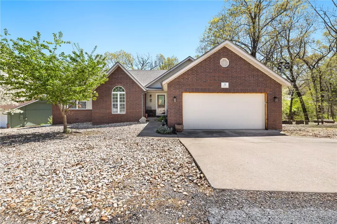 Bella Vista, AR 72714,12 Harrington Ln