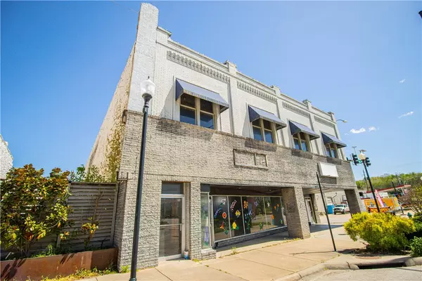 101 N Main St, Harrison, AR 72601