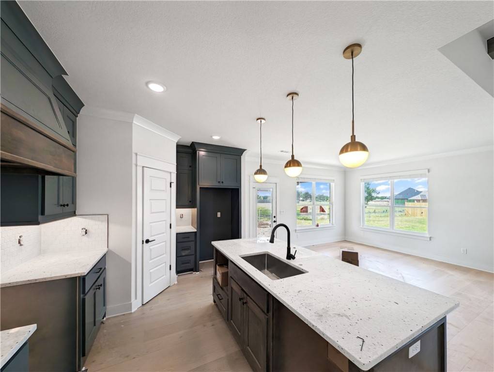 Bentonville, AR 72713,690 Abigail St