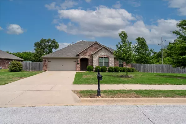 2591 Aspen, Siloam Springs, AR 72761