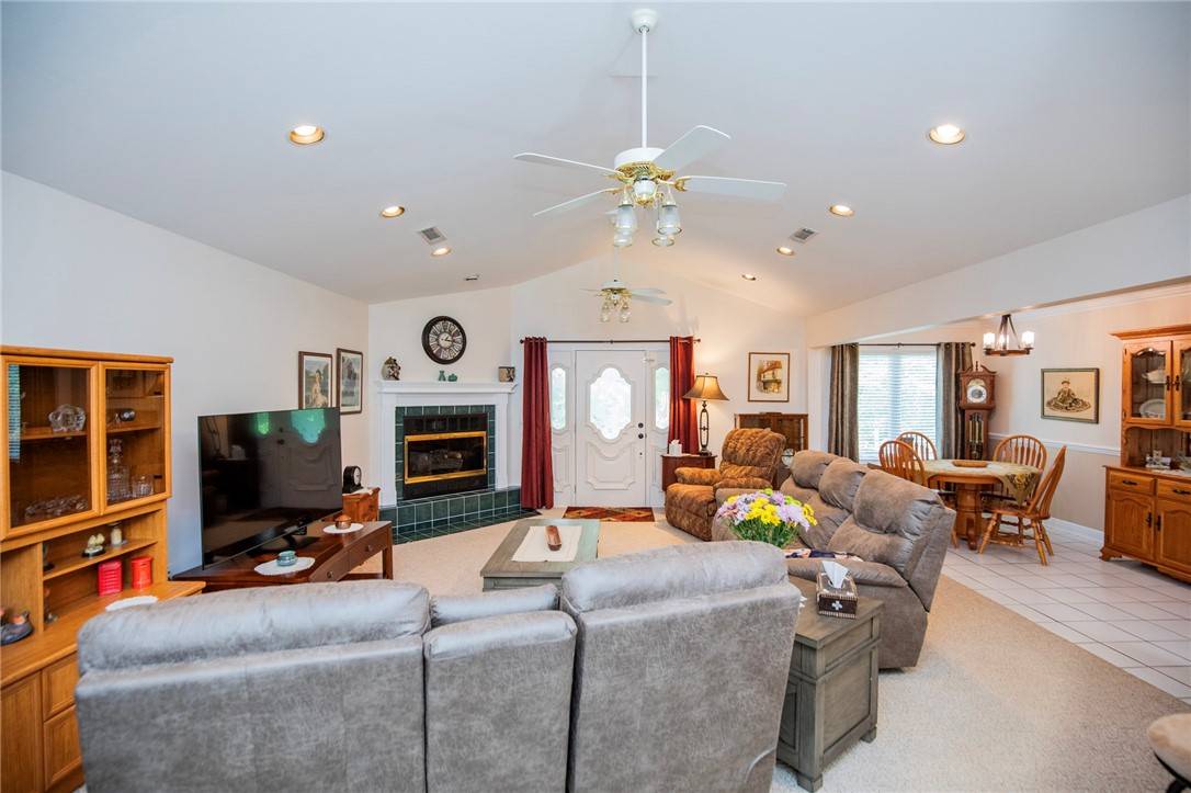 Springdale, AR 72762,3898 Shannendoah Ln