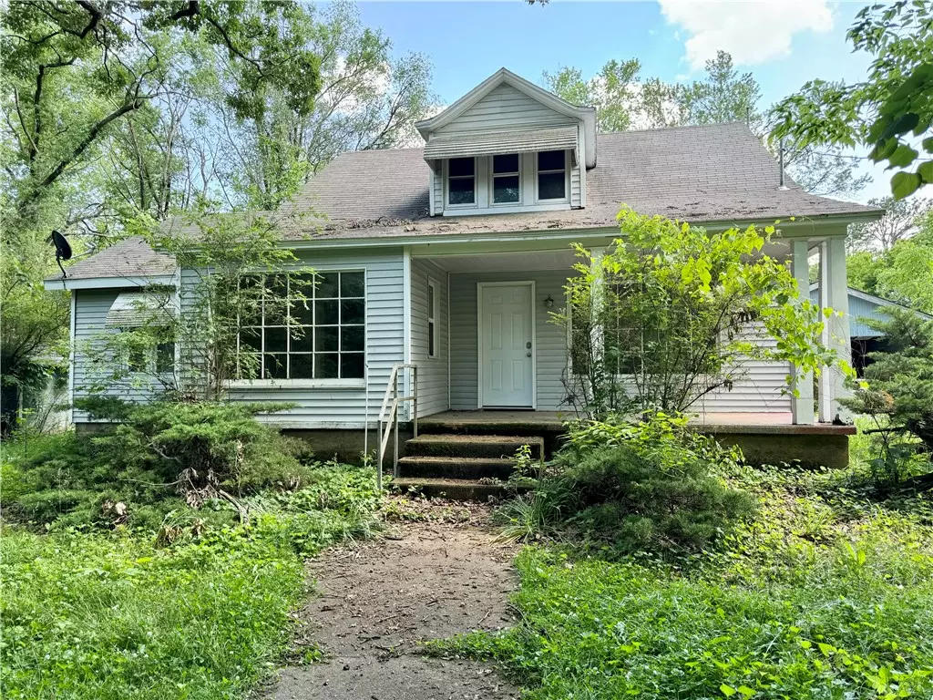 Avoca, AR 72711,187 Woods Lodge Rd