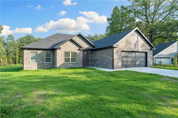 18 Beith Ln, Bella Vista, AR 72715