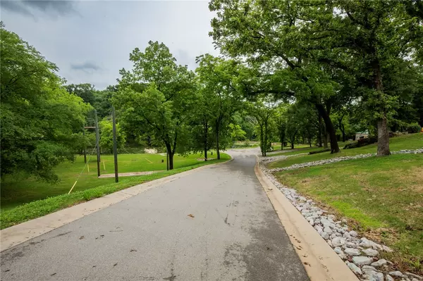 Gentry, AR 72734,9345 WPA Rd