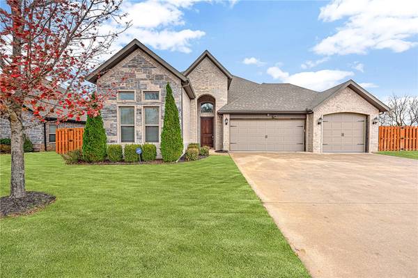 5311 S 60th Pl, Rogers, AR 72758