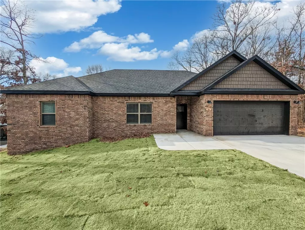 Bella Vista, AR 72715,8 Kintyre Cir