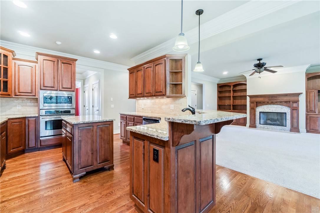Springdale, AR 72762,3010 Loyalty Ln