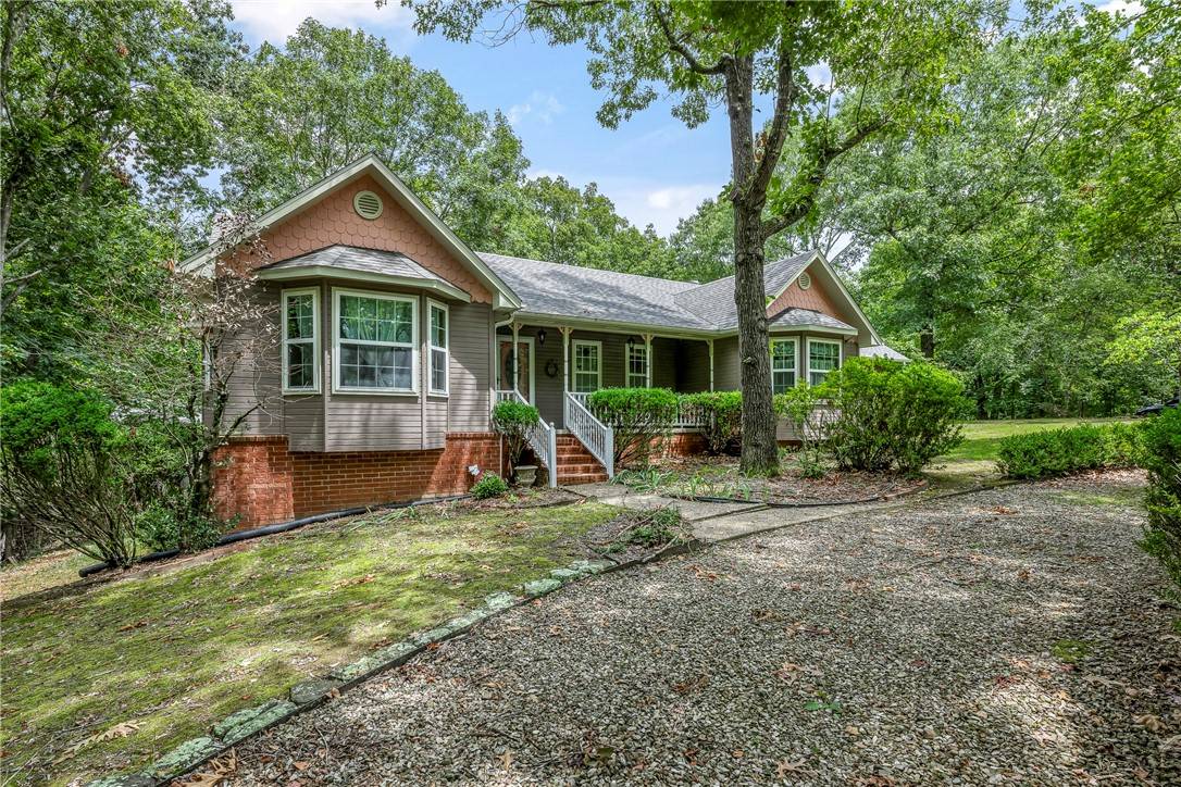 113 N Pleasant Ridge Dr, Rogers, AR 72756