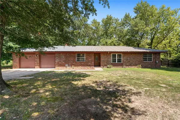 3823 Martin Ln, Van Buren, AR 72956