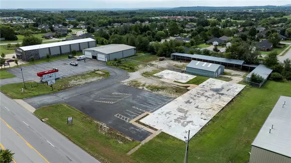 Springdale, AR 72764,2757 Robinson Ave