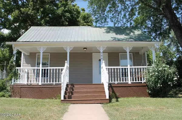 406 Second St, Anderson, MO 64831