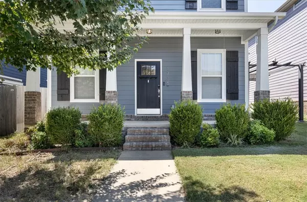 1736 S 39th Pl, Rogers, AR 72758