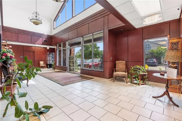 Springdale, AR 72762,2964 W Huntsville Ave